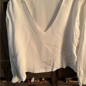 Club Monaco White Long Sleeve Crop Blouse